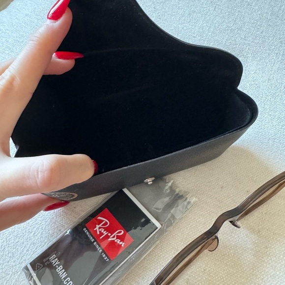 NWOT Ray-Ban RB0707SF Sunglasses Light Brown w/Case & Cloth - Picture 15 of 15